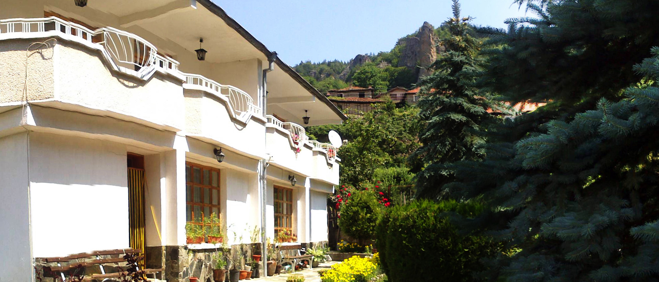 accommodation-2100.jpg